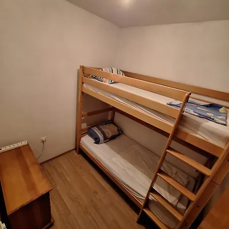 Apartman Lukavica アパート *